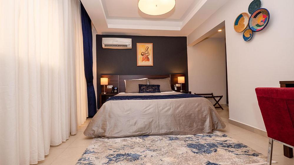 Souare Premium Hotel Конакри Экстерьер фото