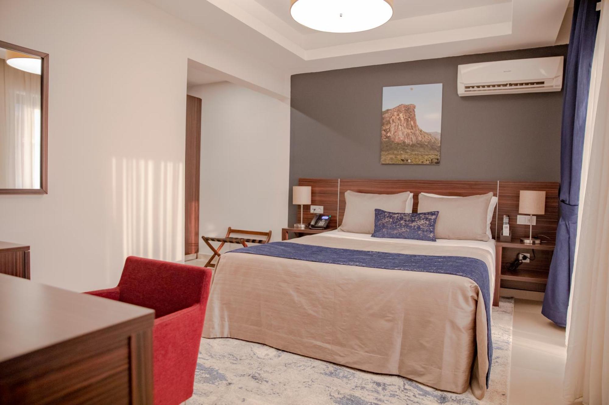 Souare Premium Hotel Конакри Экстерьер фото